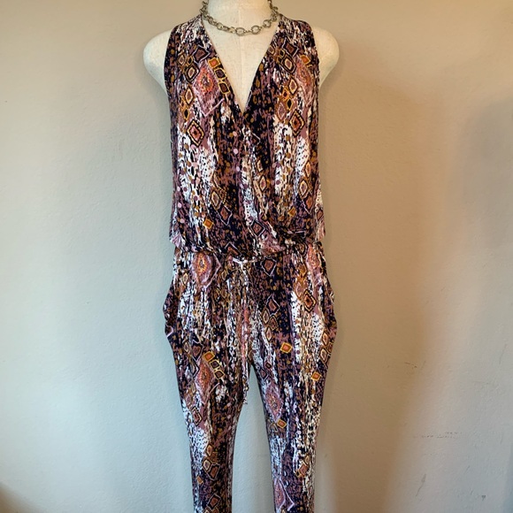 VERONICA M. Sleeveless Jogger Jumpsuit 💖 RARE - Picture 8 of 8